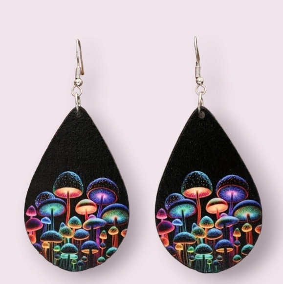 Fluorescent Mushroom Water Drop Design Dangle.Earrings Simple Leisure Style Wood - Picture 6 of 6